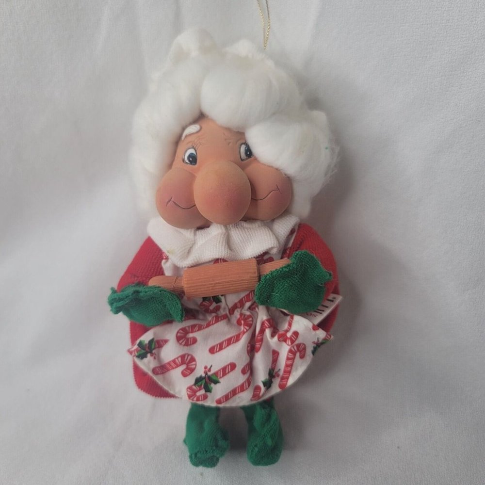 Grandma Baker Christmas Holiday Rolling Pin Appx 8" Tall Has a Hanging String